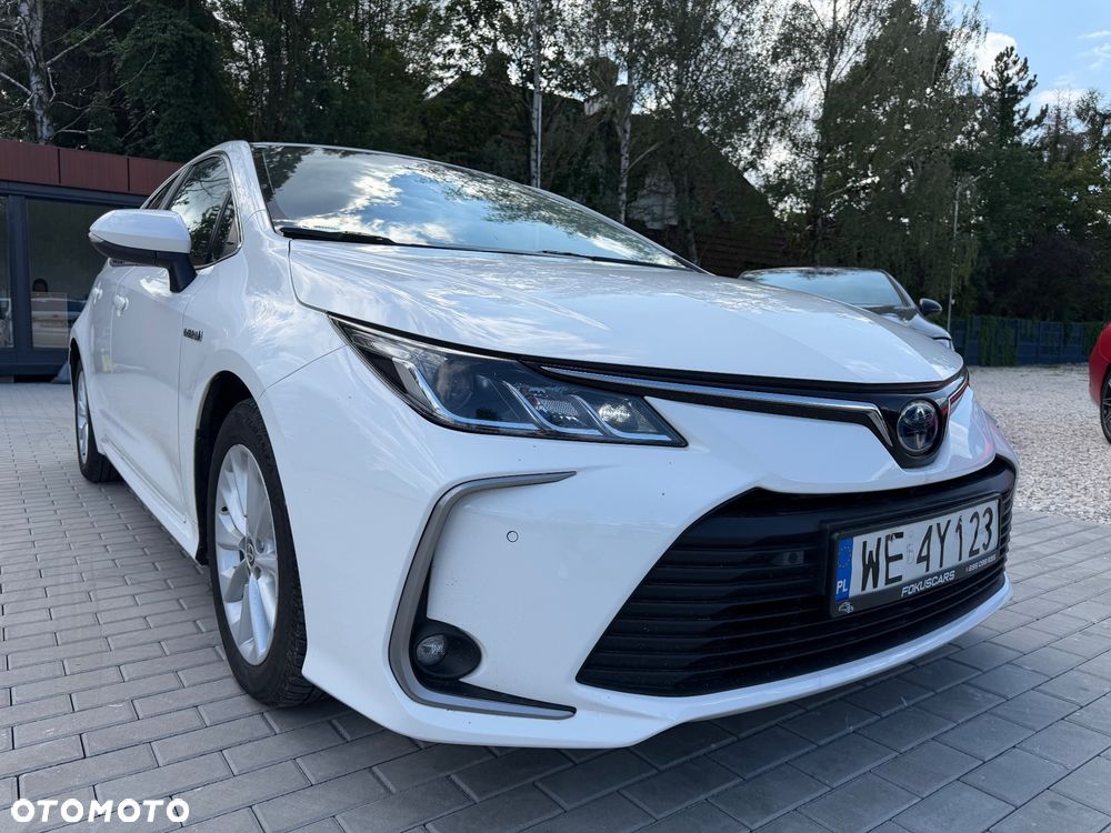 Toyota Corolla 1.8 Hybrid Comfort - 13