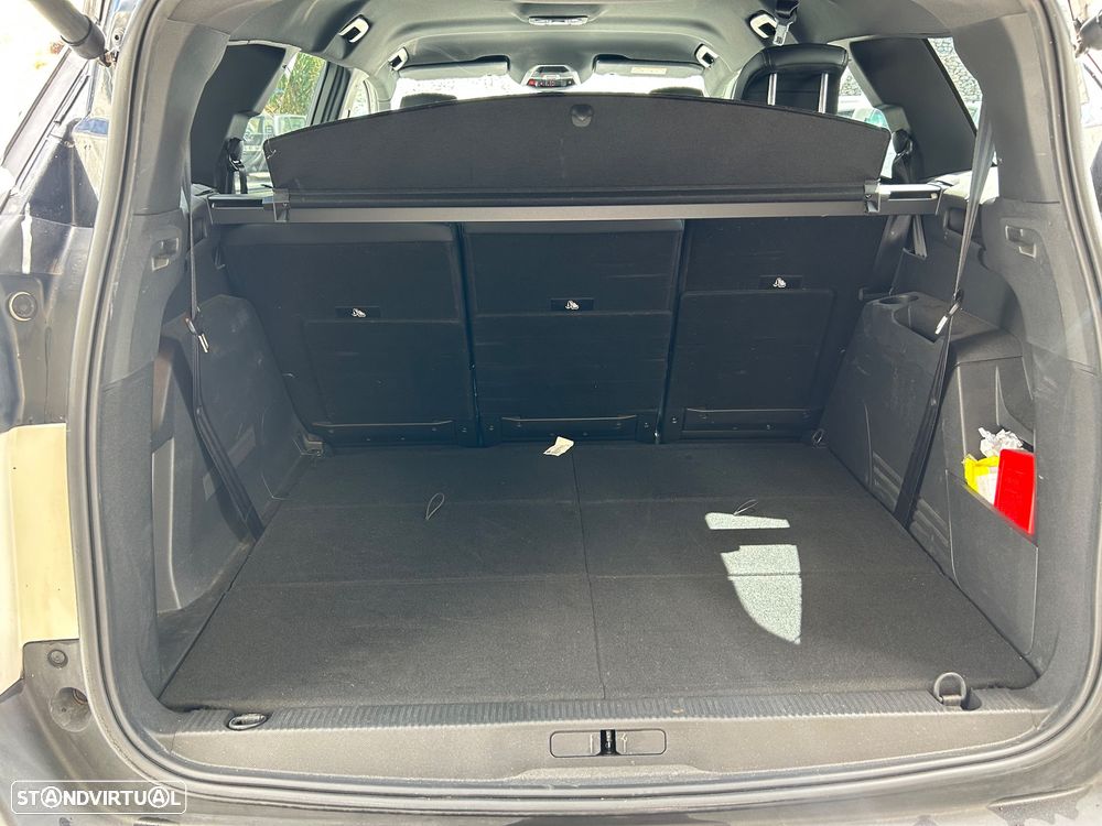 Peugeot 5008 PureTech 130 EAT8 Stop & Start GT - 11
