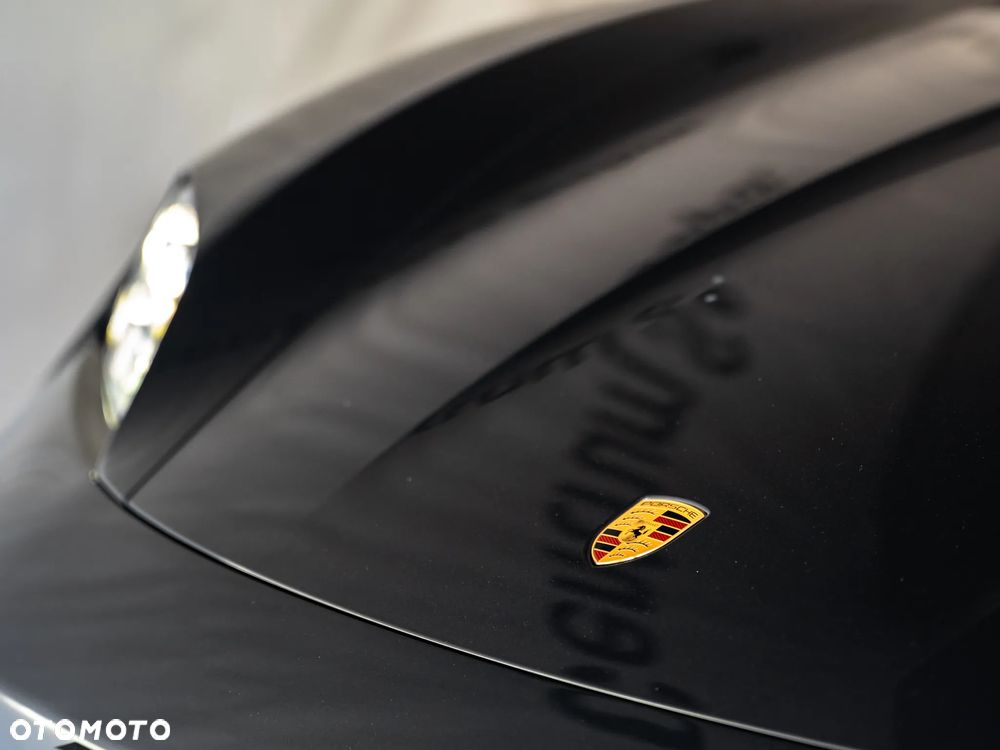 Porsche Taycan 105kWh 4 - 24