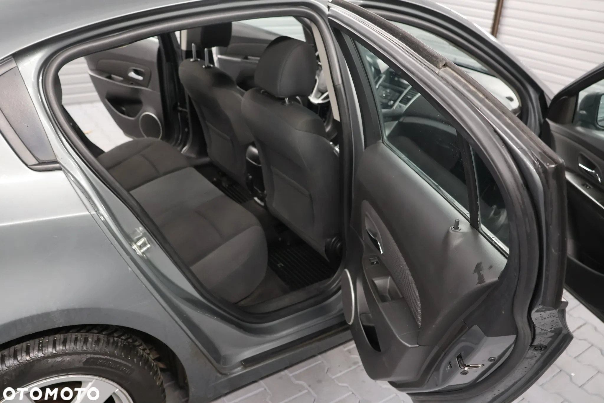 Chevrolet Cruze 1.8 LT+ - 11