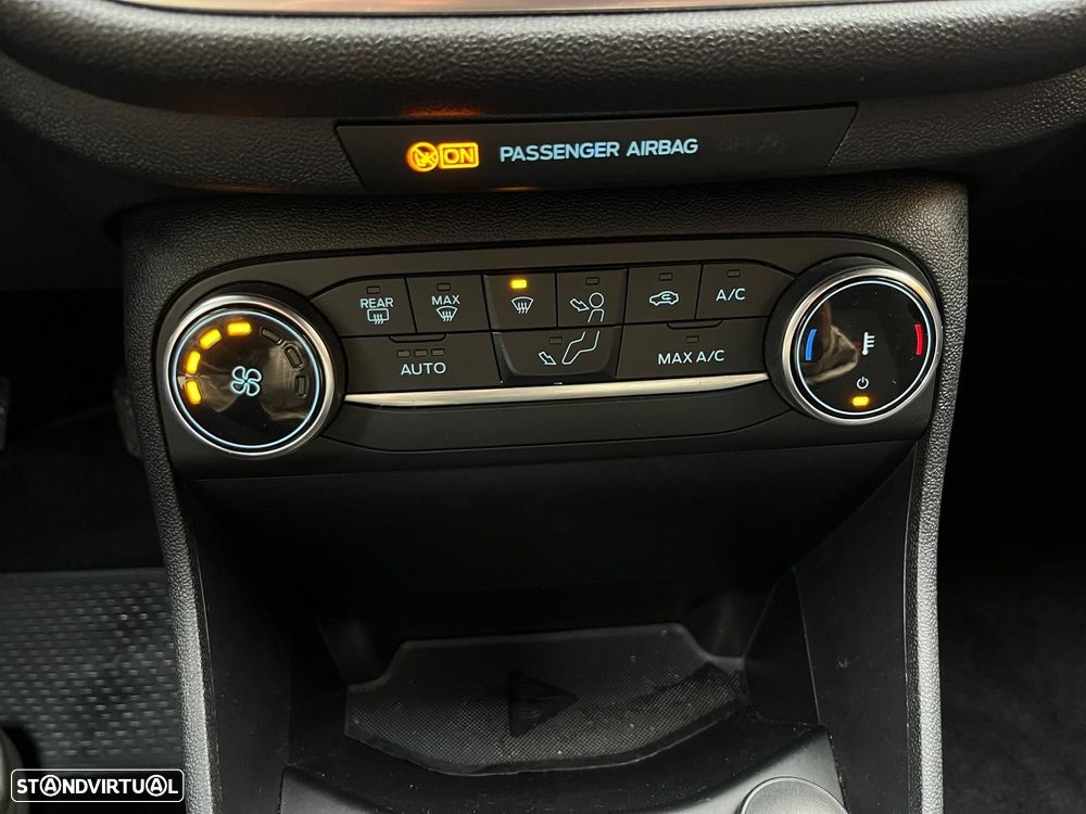 Ford Fiesta 1.0 EcoBoost ST-Line - 31