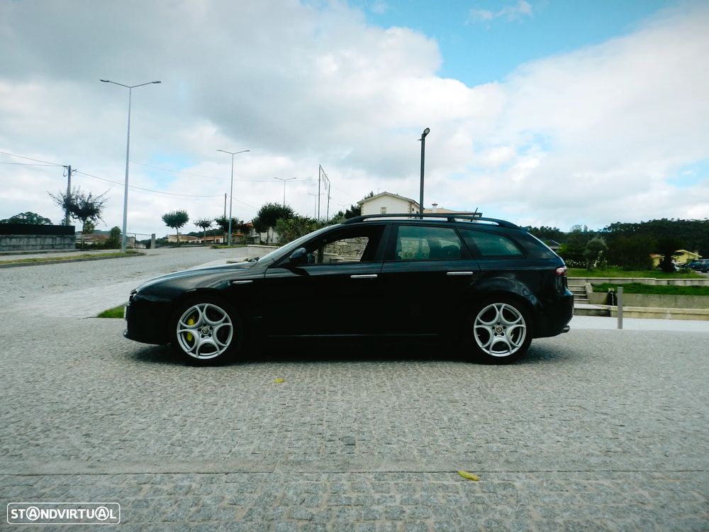 Alfa Romeo 159 Sportwagon 2.0 JTDm Distinctive - 2
