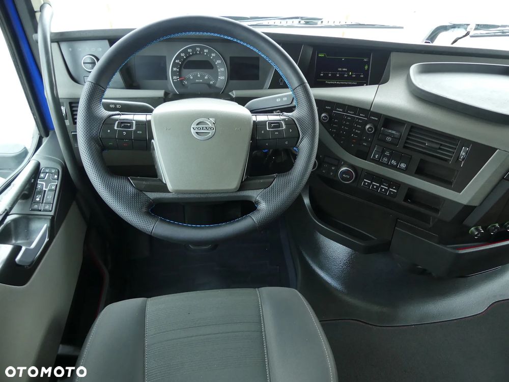Volvo FH4 460 / EURO 6 / AUTOMAT / HYDRAULIKA / XL / - 28