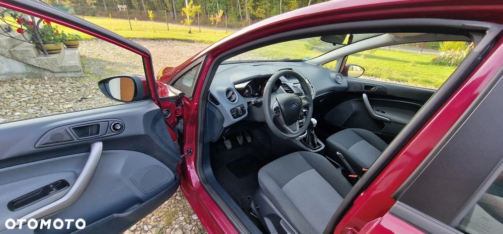 Ford Fiesta 1.25 Champions Edition - 11