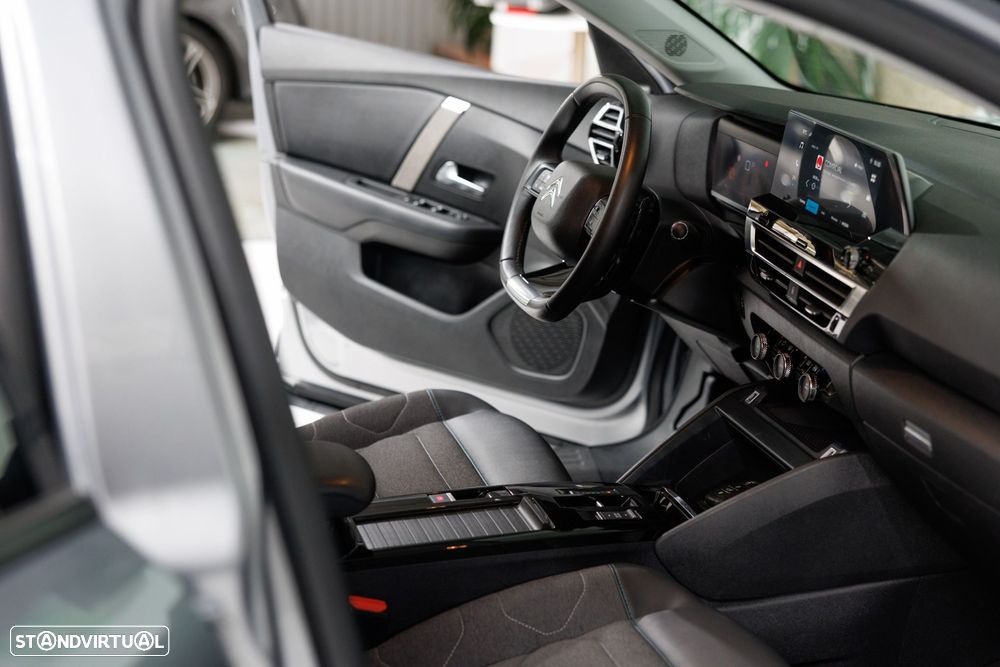 Citroën C4 1.2 PureTech Shine EAT8 - 10