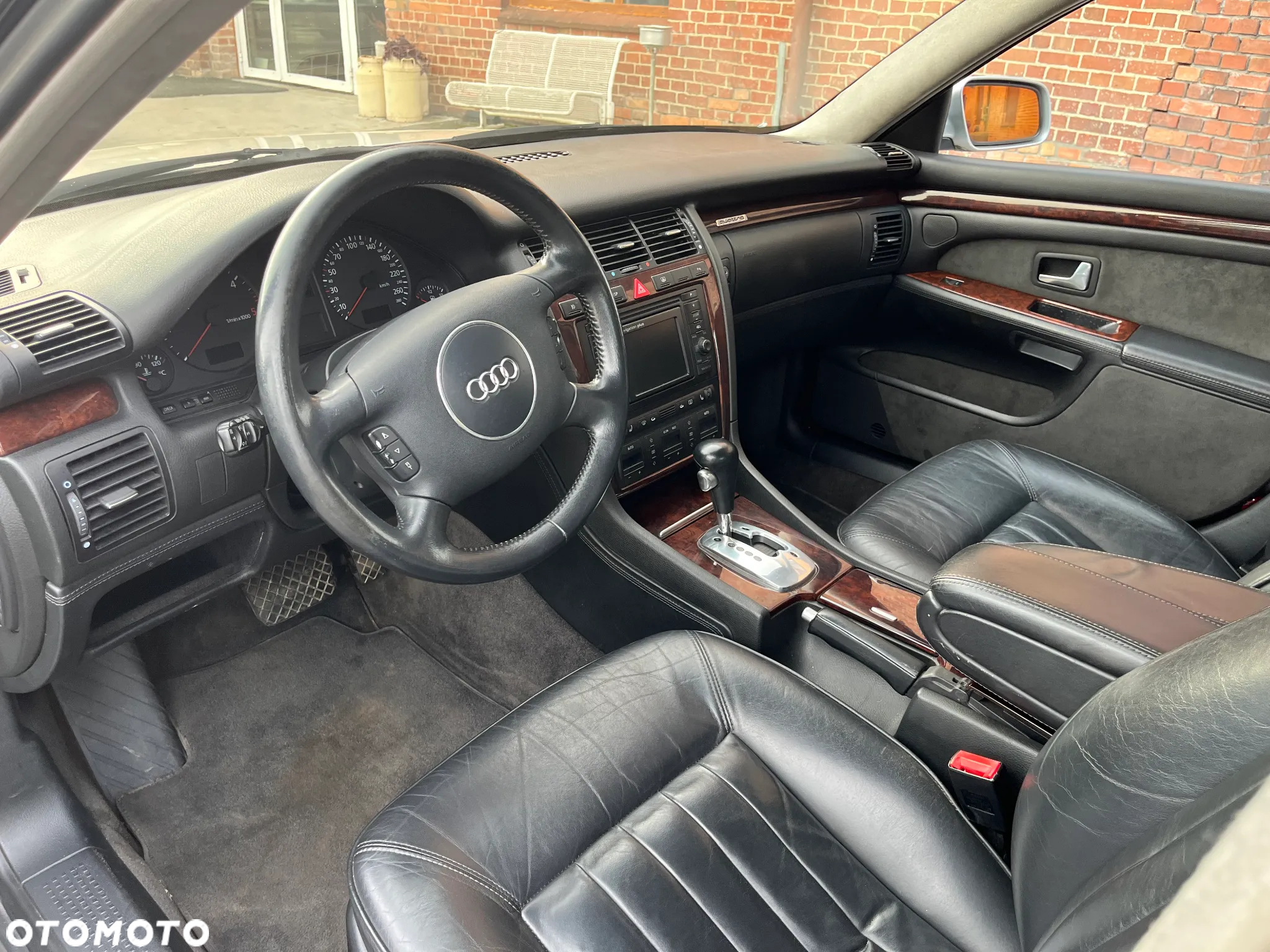 Audi A8 - 21