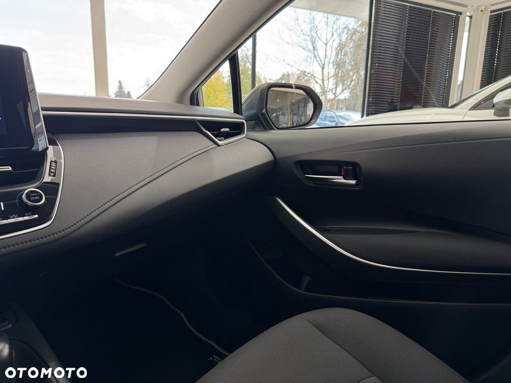 Toyota Corolla 1.8 Hybrid Comfort - 26