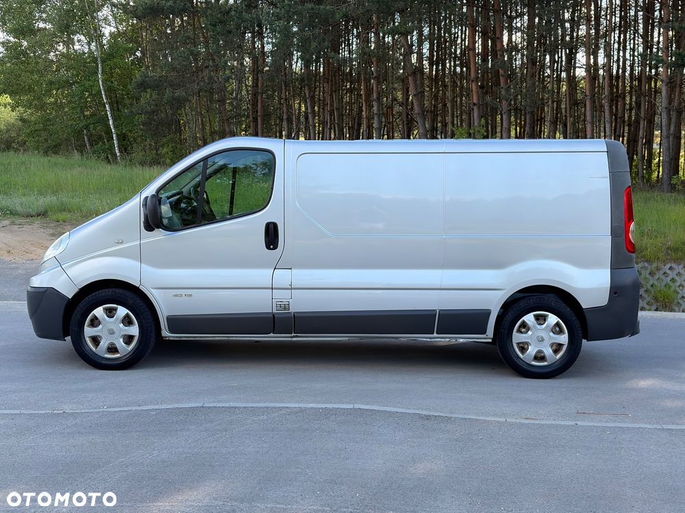 Renault Trafic - 8