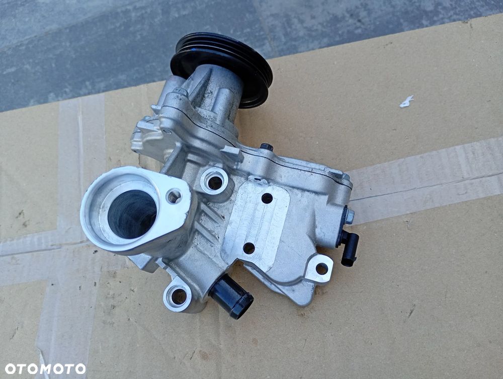 POMPA WODY HYUNDAI KONA 1,0T-GDI 220430068 - 5