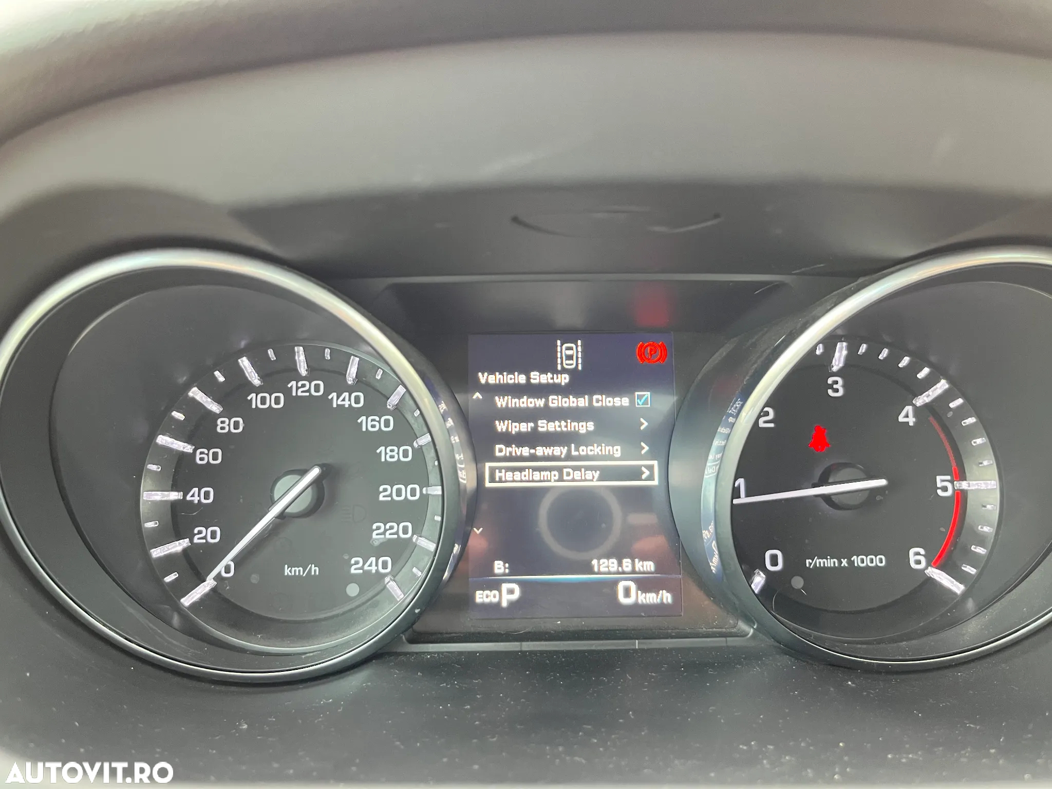 Land Rover Discovery Sport 2.0 l TD4 HSE Luxury Aut. - 28