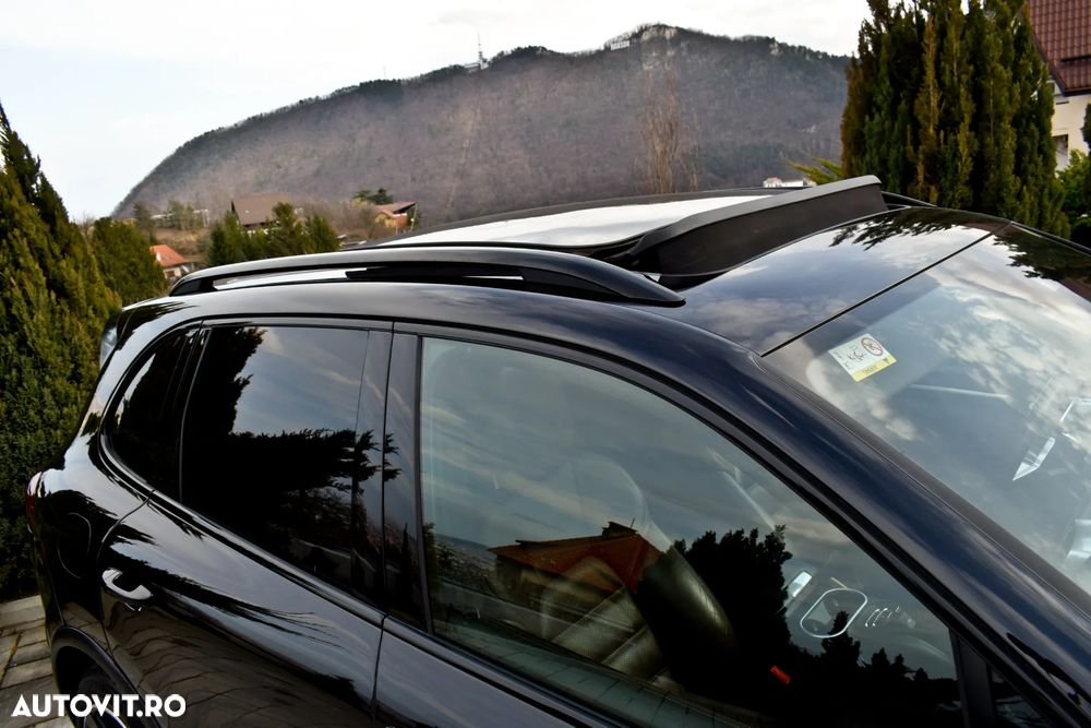 Porsche Cayenne 4.2 L S - 19