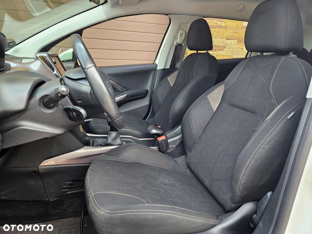 Peugeot 2008 - 7