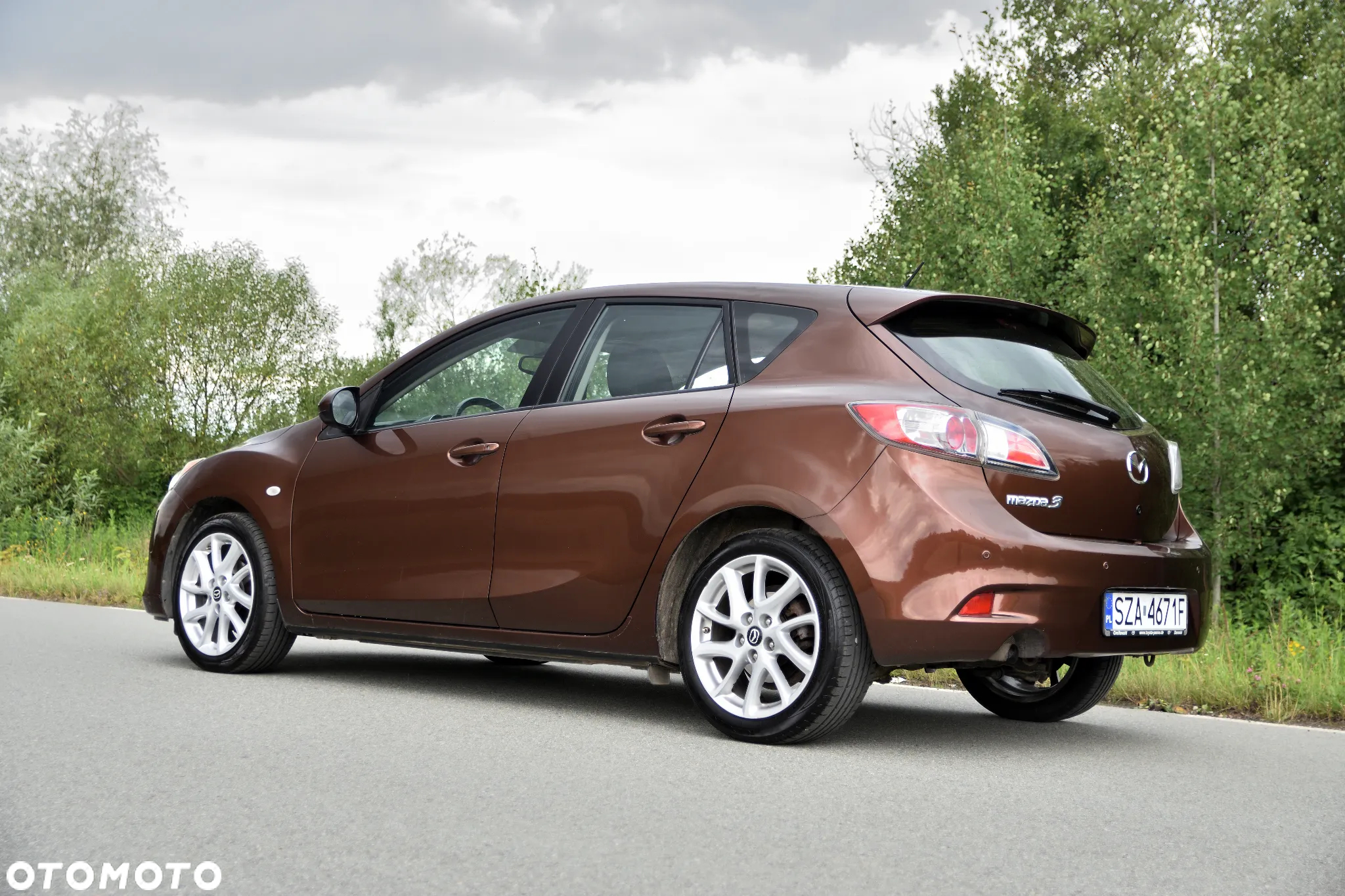 Mazda 3 1.6 Exclusive + - 16