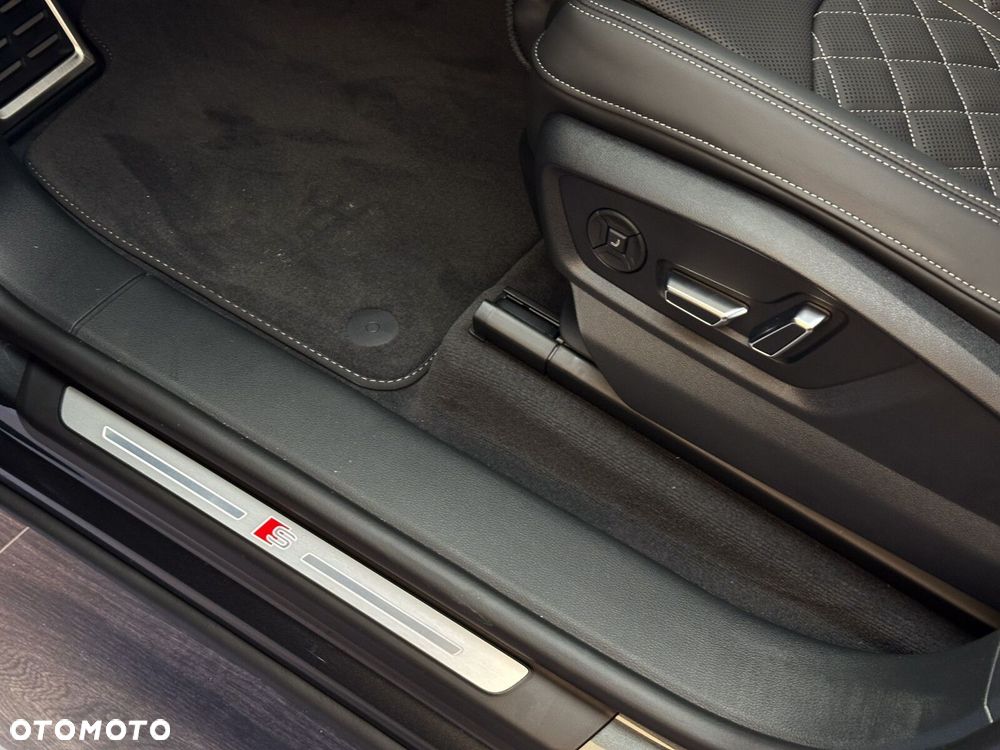 Audi SQ8 - 19