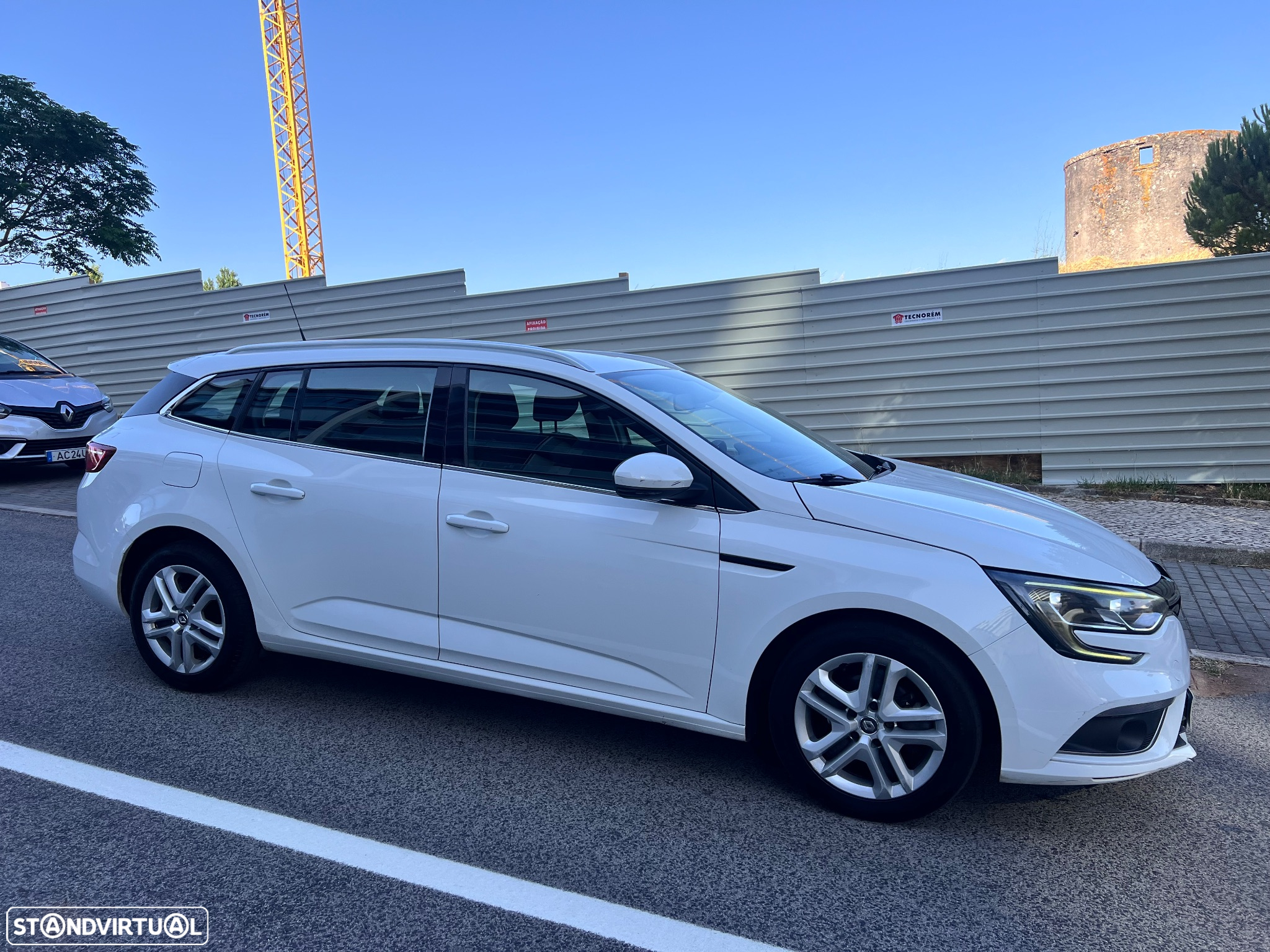 Renault Mégane Sport Tourer 1.5 Blue dCi Limited - 4