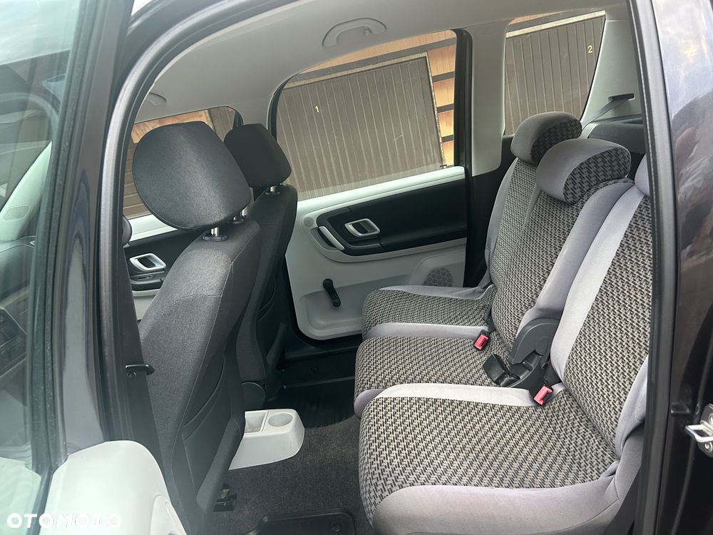 Skoda Roomster - 12