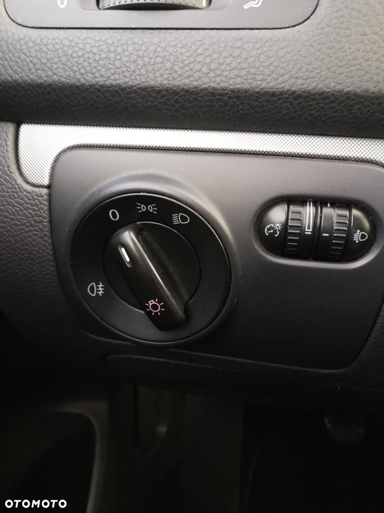 Volkswagen Golf 2.0 TDI DPF Trendline - 20