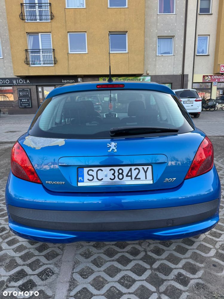 Peugeot 207 - 3