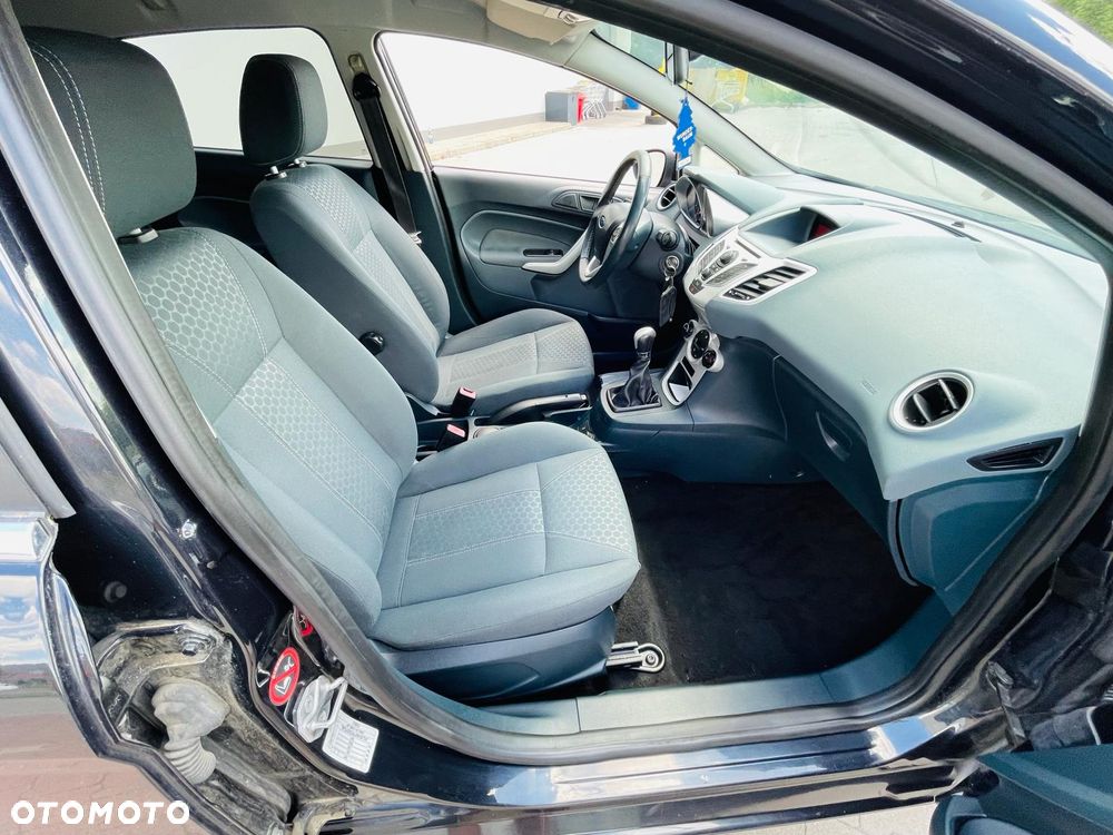 Ford Fiesta 1.4 Titanium - 16