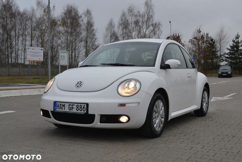 Volkswagen New Beetle - 36