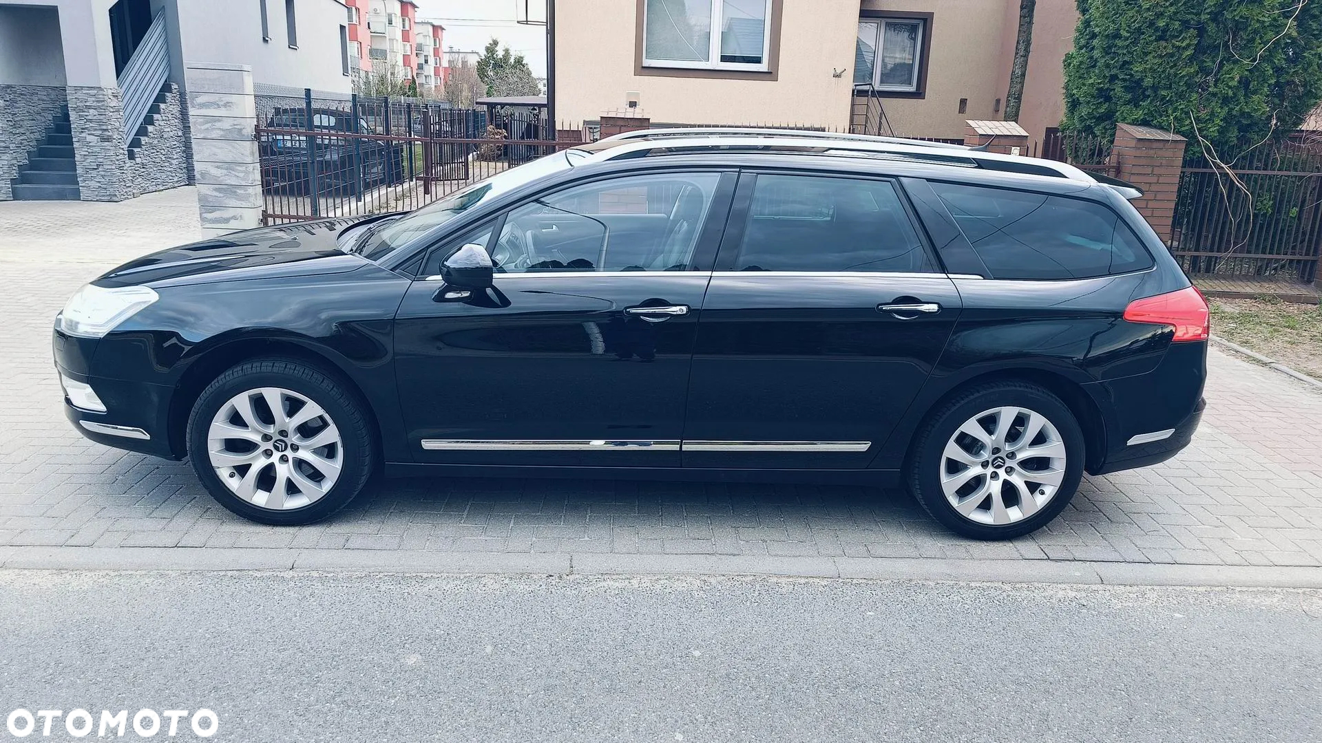 Citroën C5 Tourer HDi 170 Biturbo FAP Exclusive - 5