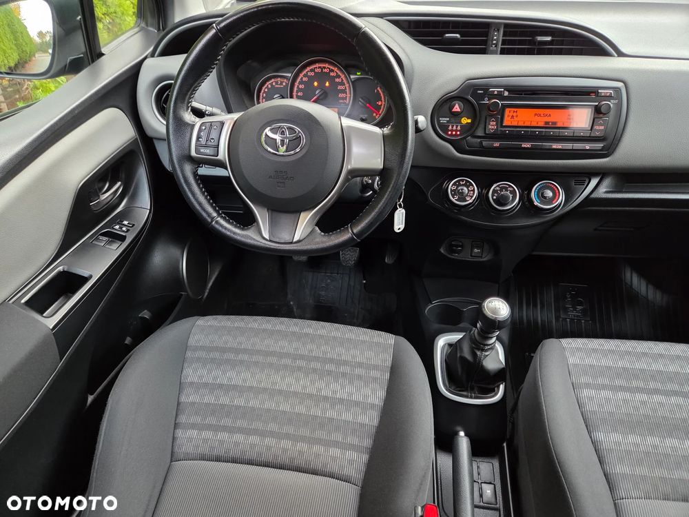 Toyota Yaris 1.33 Premium - 11