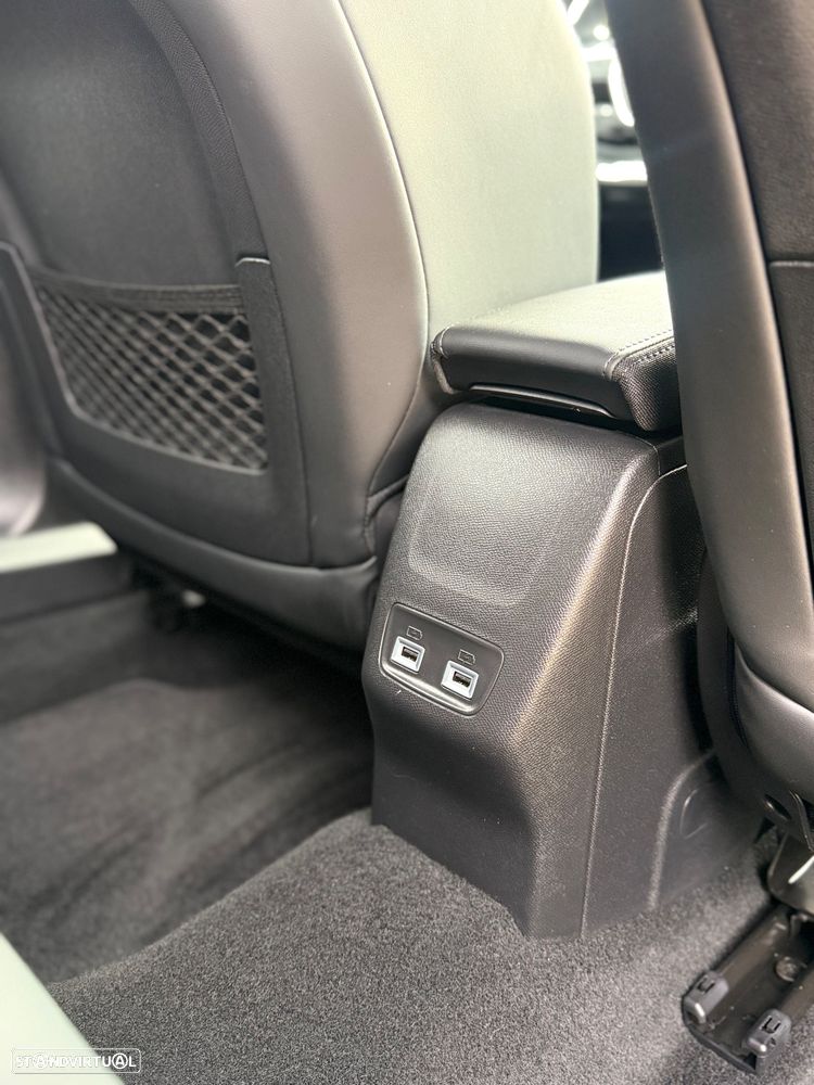 Peugeot 2008 PureTech 130 EAT8 GT Pack - 24