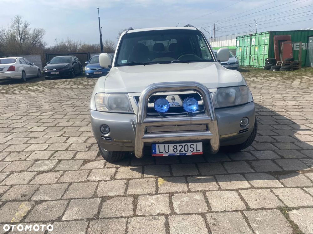 Mitsubishi Montero 3.8 Limited - 8