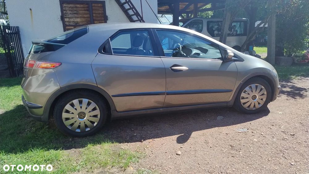 Honda Civic 1.8 Comfort - 4