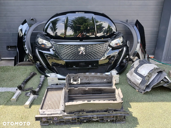 Przód kompletny maska zderzak Peugeot 2008 II demontaż kolor KTV KTVD