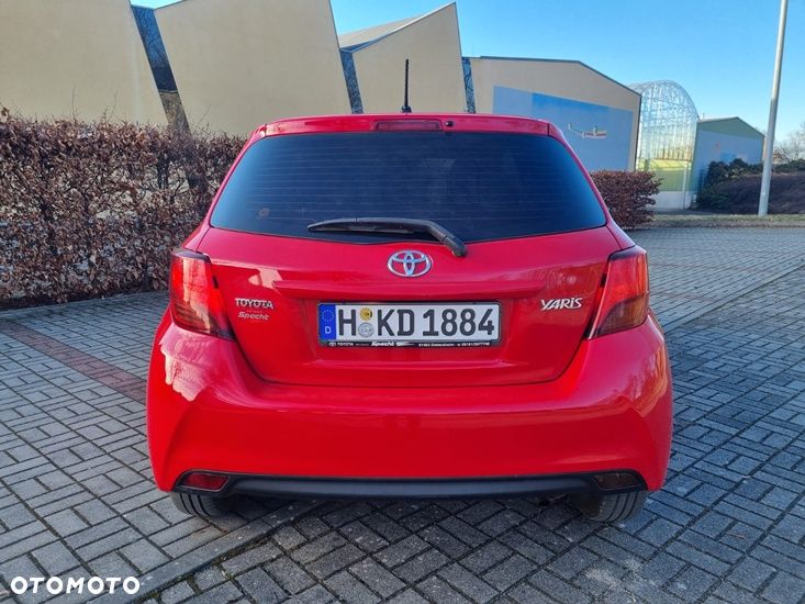 Toyota Yaris 1.0 Premium - 5