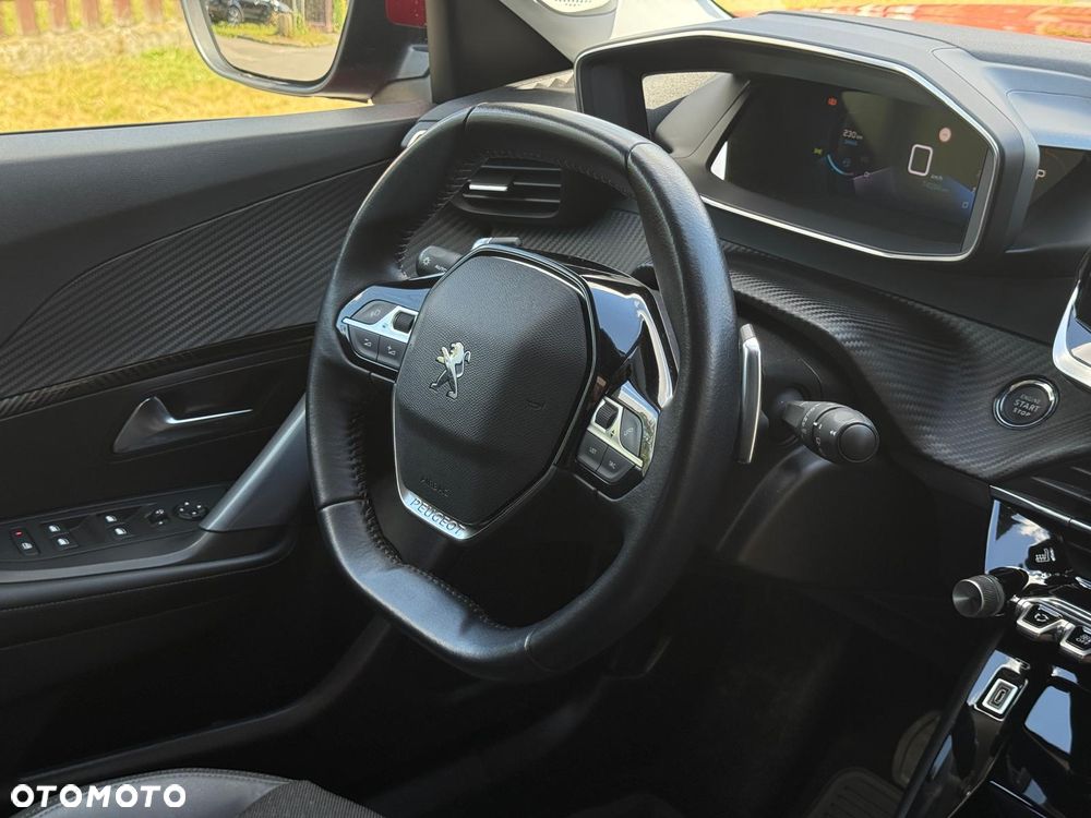 Peugeot 2008 1.2 PureTech Allure Pack S&S EAT8 - 24