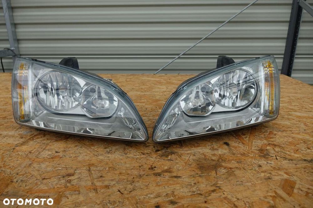 REFLEKTOR 2 LAMPY PRZÓD KPL EUROPA FORD FOCUS II 2 423423 - 1