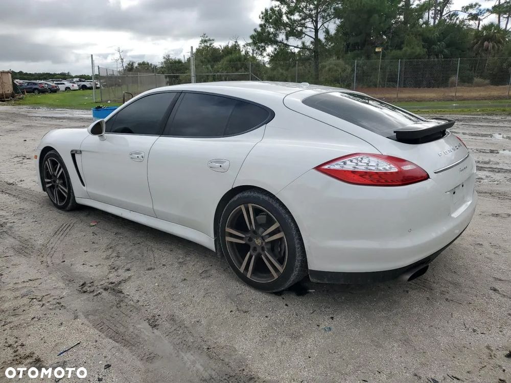 Porsche Panamera - 2