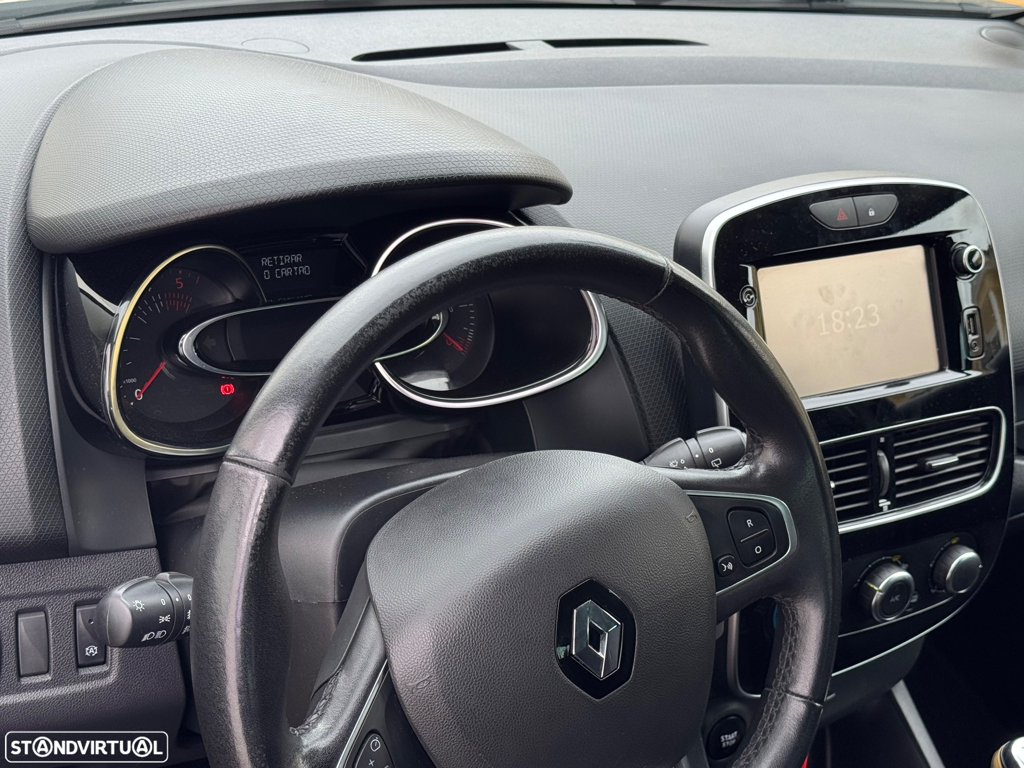 Renault Clio 1.5 dCi Limited - 11