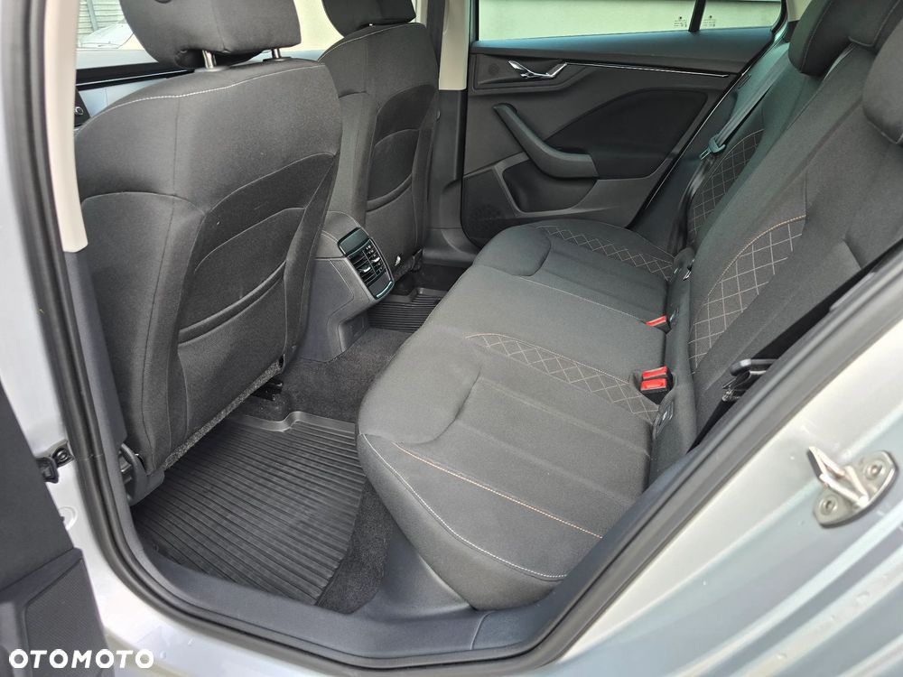 Skoda Kamiq 1.0 TSI Ambition DSG - 15