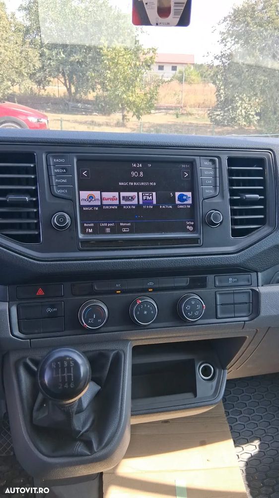 Volkswagen CRAFTER - 8