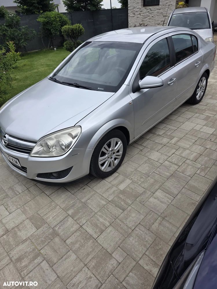 Opel Astra 1.7 CDTI Essentia - 5