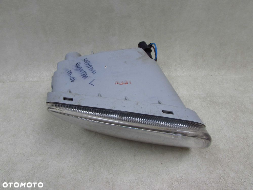 HYUNDAI ELANTRA 00-06 LAMPA PRZECIWMGIELNA HALOGEN LEWY 92202-2DXXX - 3