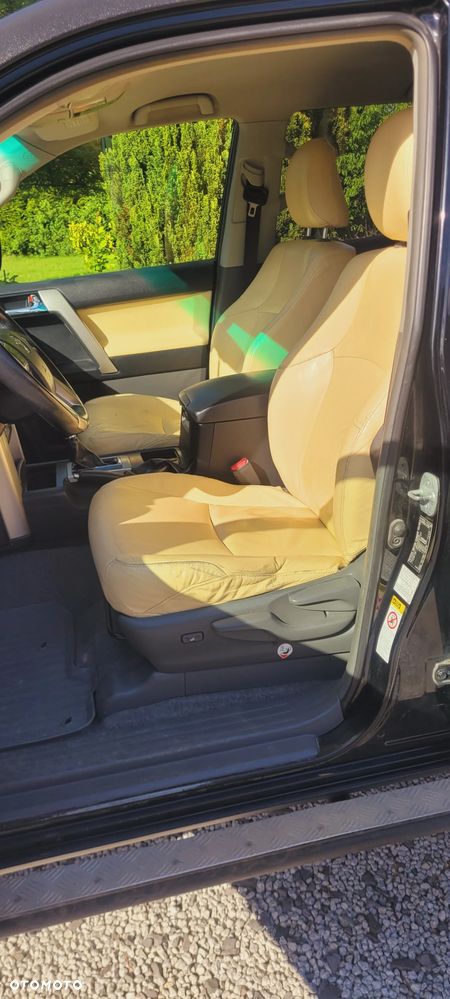 Toyota Land Cruiser LC 3.0 D-4D Luna - 4