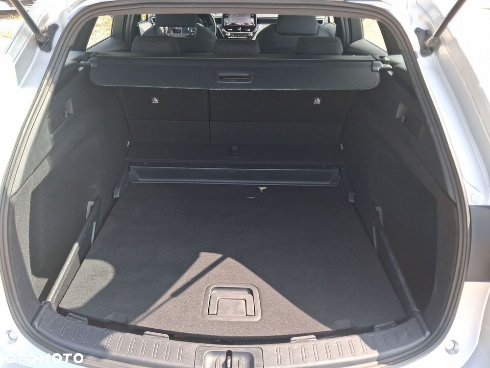 Toyota Corolla 1.8 Hybrid Comfort - 12