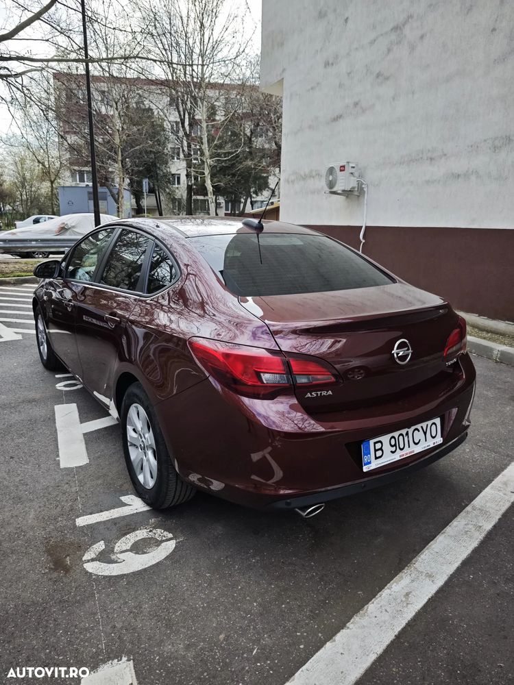 Opel Astra 1.4 Turbo ECOTEC Start/Stop Enjoy - 4