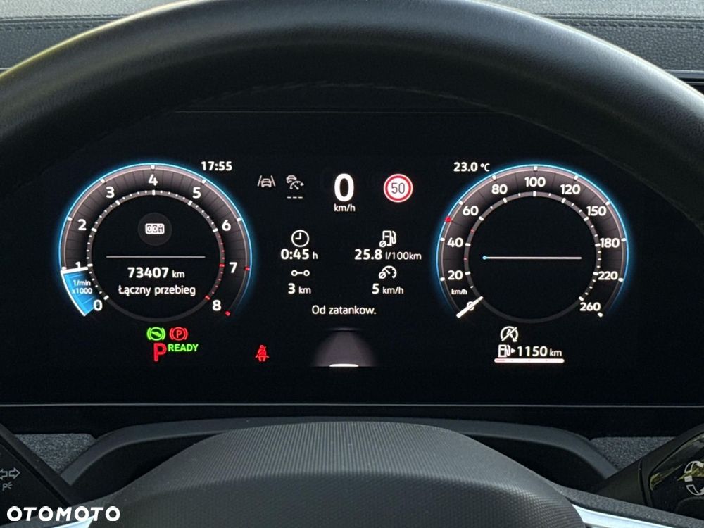 Volkswagen Passat - 12
