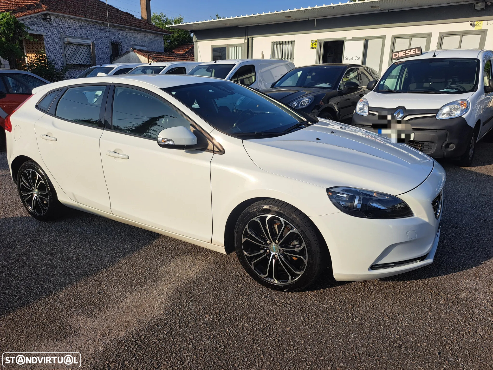 Volvo V40 1.6 D2 Momentum - 5