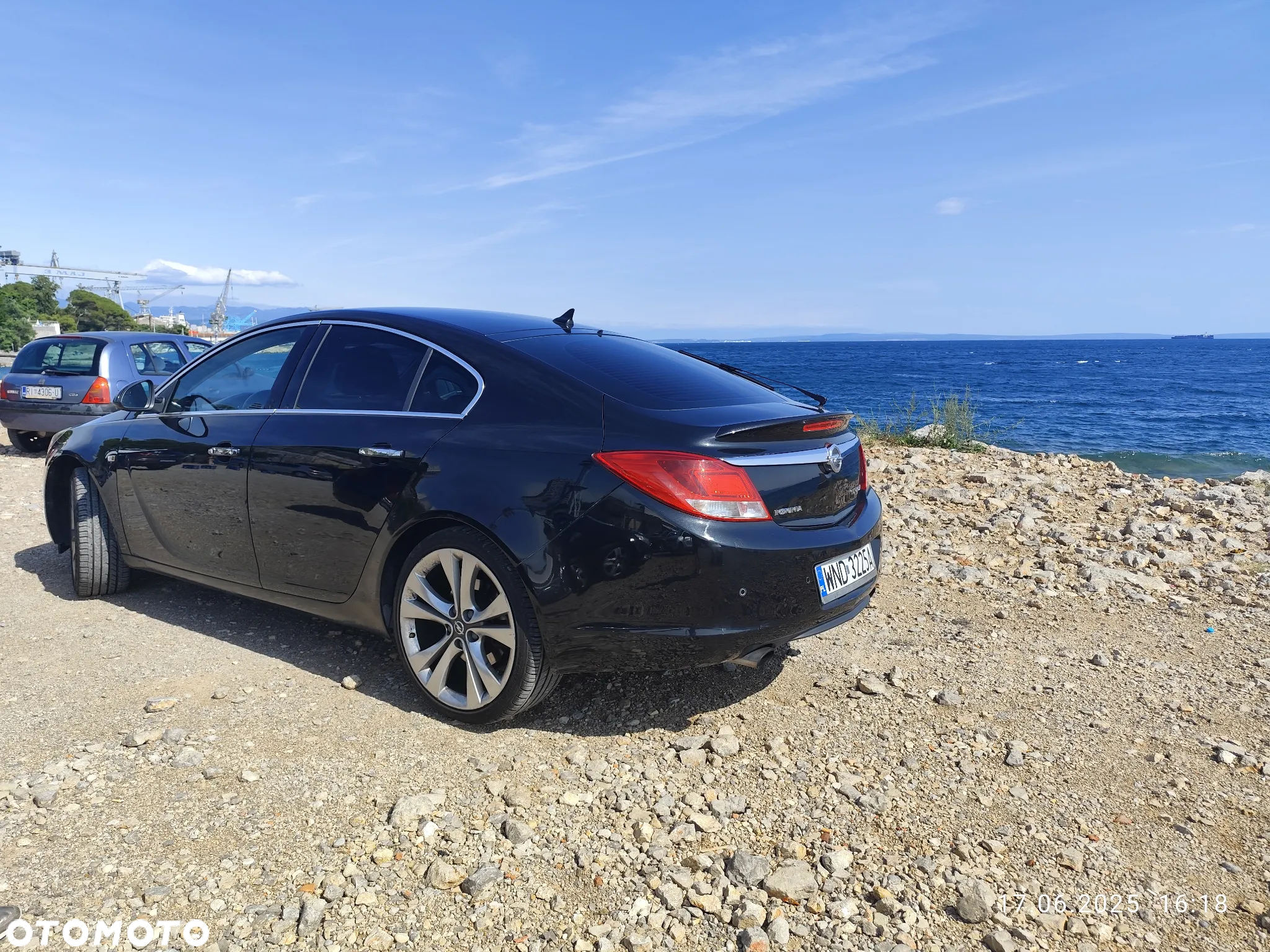 Opel Insignia 2.0 T Cosmo 4x4 - 2