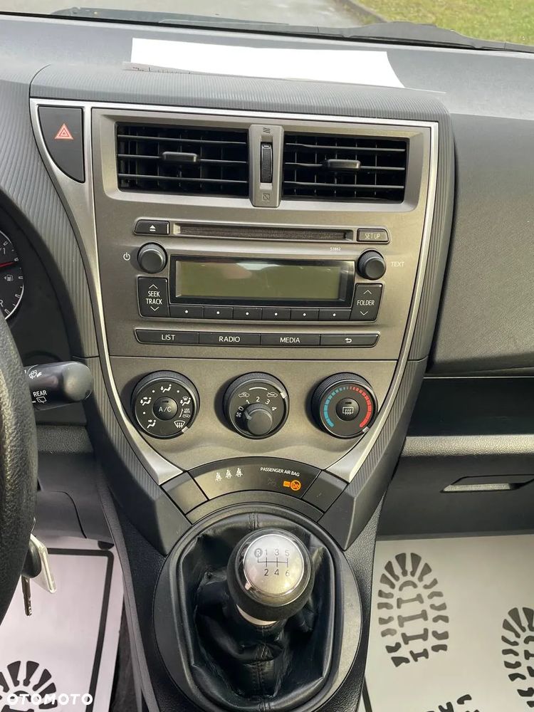 Toyota Verso S 1.4 D-4D Premium - 14