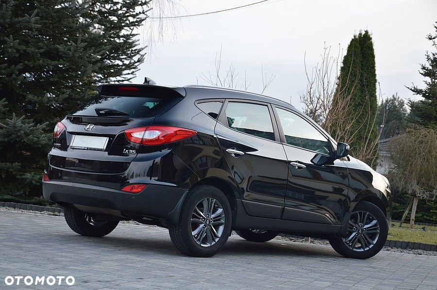 Hyundai ix35 1.6 2WD Fifa World Cup Edition - 12