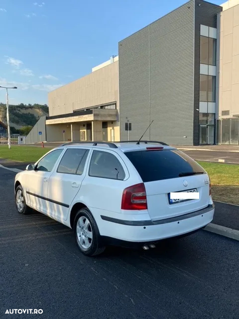 Skoda Octavia 2.0 TDI Drive DSG - 3