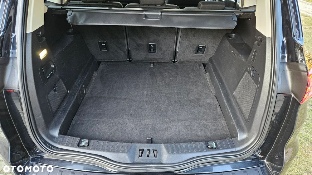 Ford S-Max 2.0 EcoBlue Titanium - 28