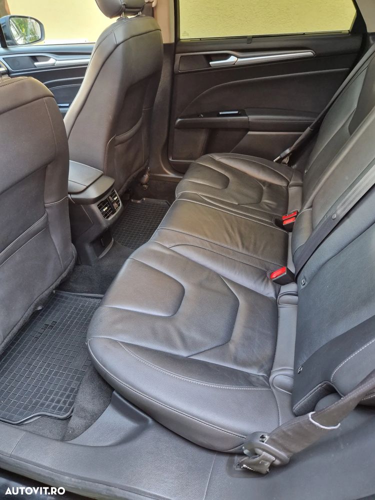 Ford Mondeo 2.0 TDCi Powershift - 15